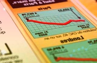 聚焦新能源汽车热点:如何稳定汽车芯片?动力电池怎样回收?