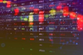 天赐材料跌5.47%招商证券中泰证券在其高点唱多